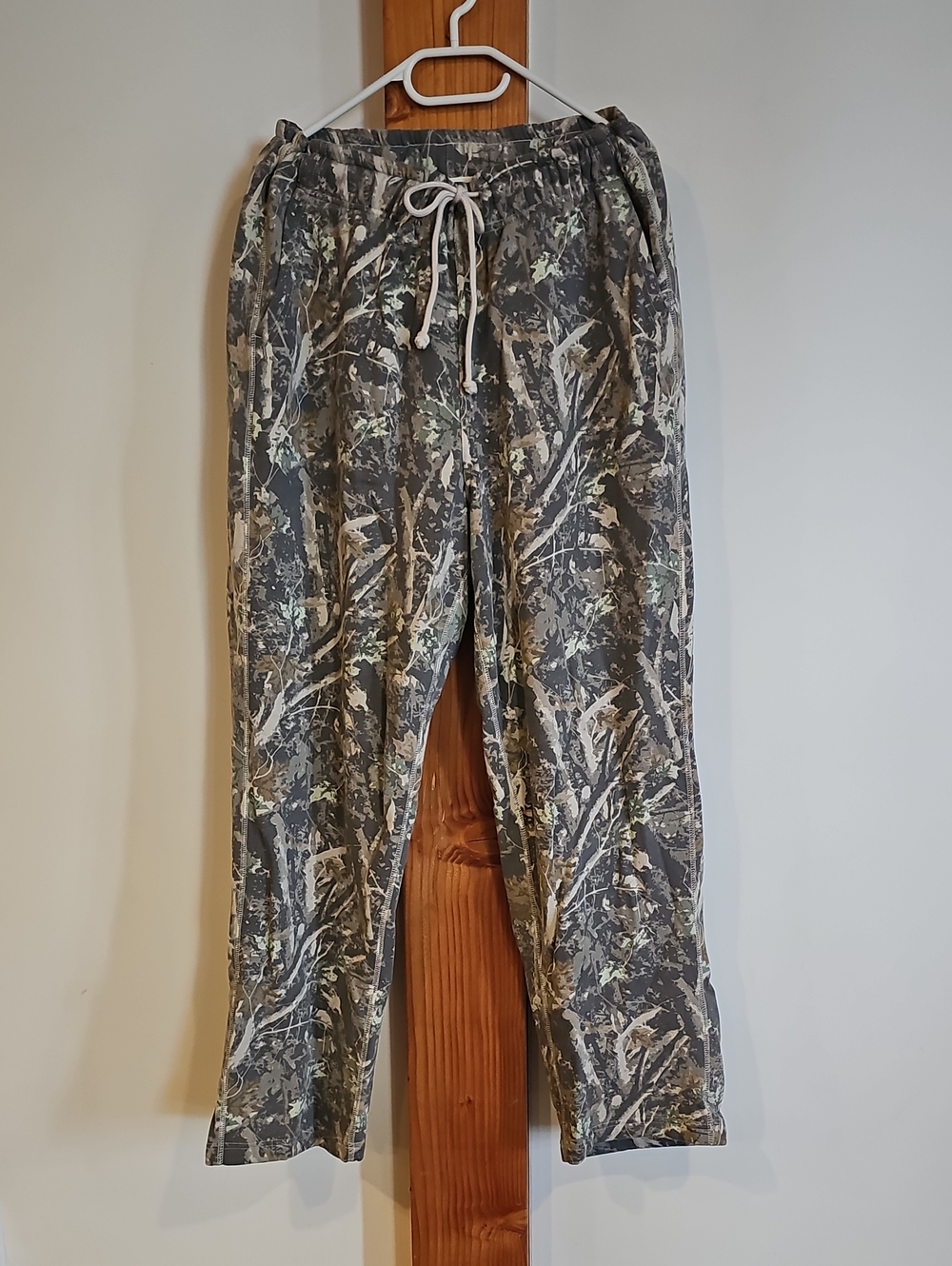 Men's Gray Camouflage Drawstring Joggers
